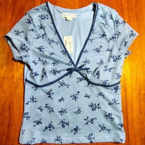 Aeropostale Blue Floral V Neck Short Sleeve Top Small Y2K Cute Cottagecore NWT‎